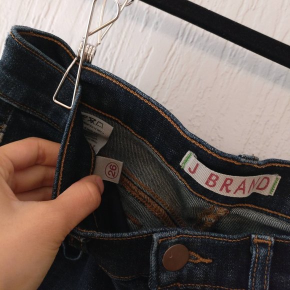 J Brand's Maria high-rise skinny jean - Picture 3 of 5